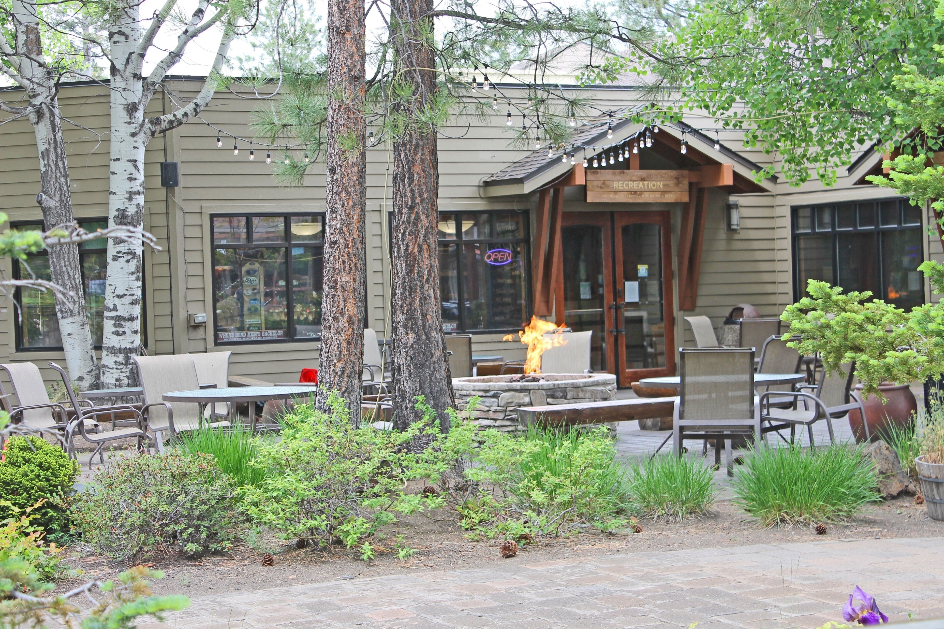 Condo, 3 Bedrooms | Outdoor dining