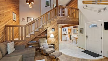 House, 2 Bedrooms | Living area