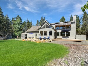 House, 3 Bedrooms | Exterior - Aspen Place 3 Bedroom Home (Bend)