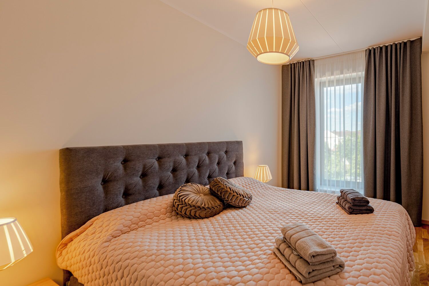 Schreibtisch, Bügeleisen/Bügelbrett, WLAN, Bettwäsche