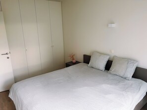 Room - La Petite Forêt | Contemporary Flat on Bruges’ Quiet Edge (Brugge)