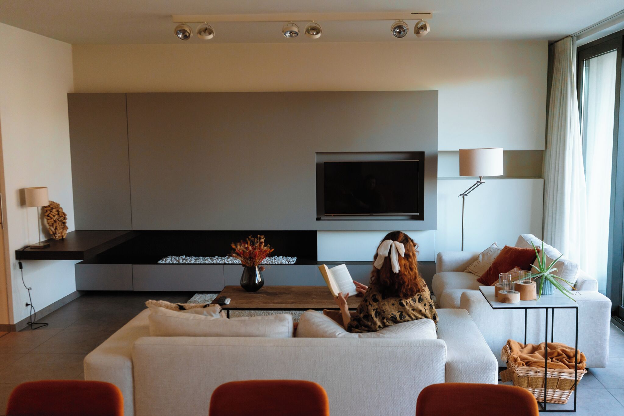 Smart-tv en een open haard