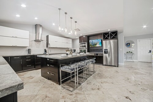 Spacious 6BR Beach Getaway w/ Heated Pool