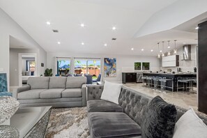 Maison (6 Bedrooms) | Intérieur