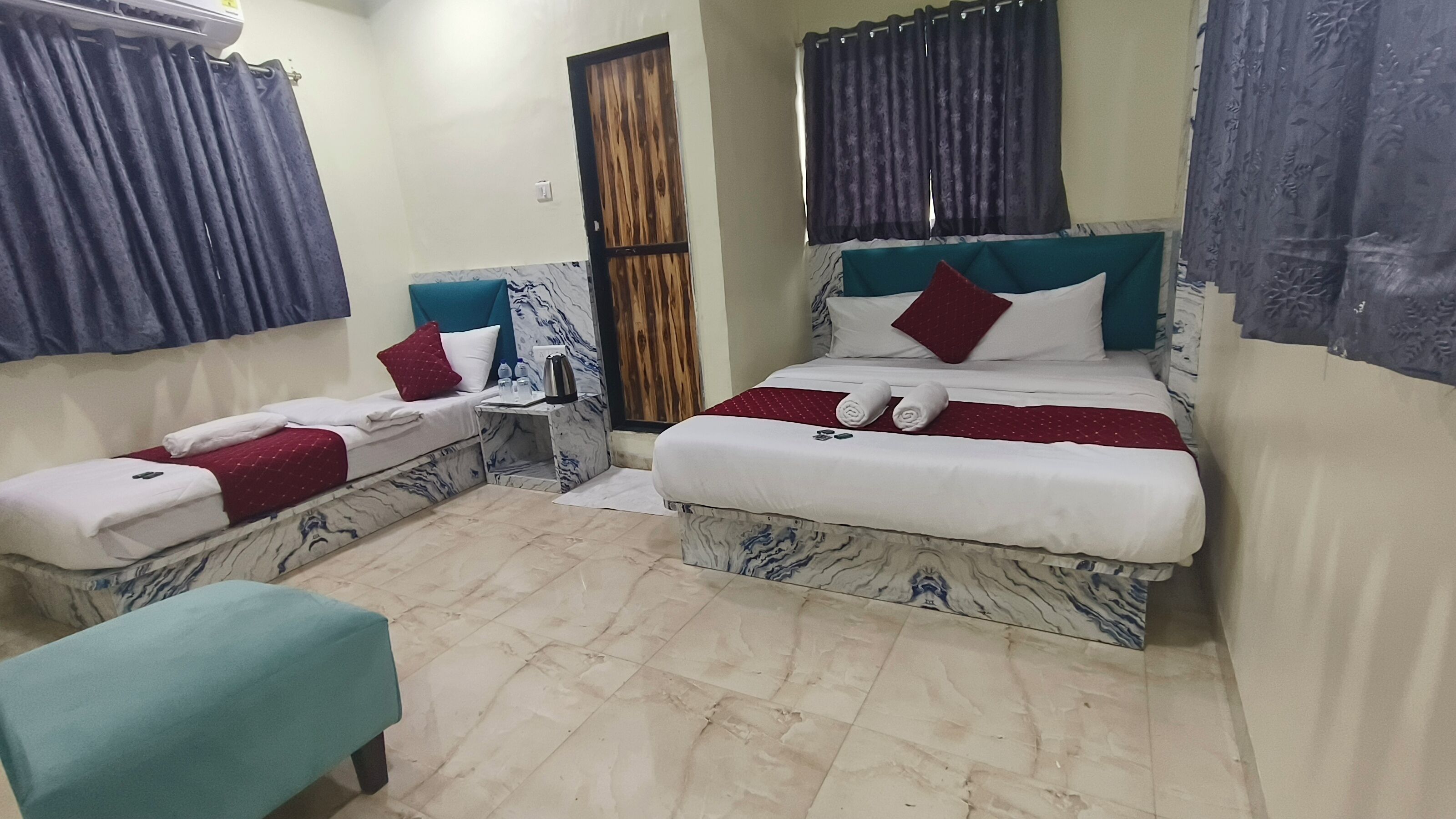 Deluxe Triple Room | Free WiFi