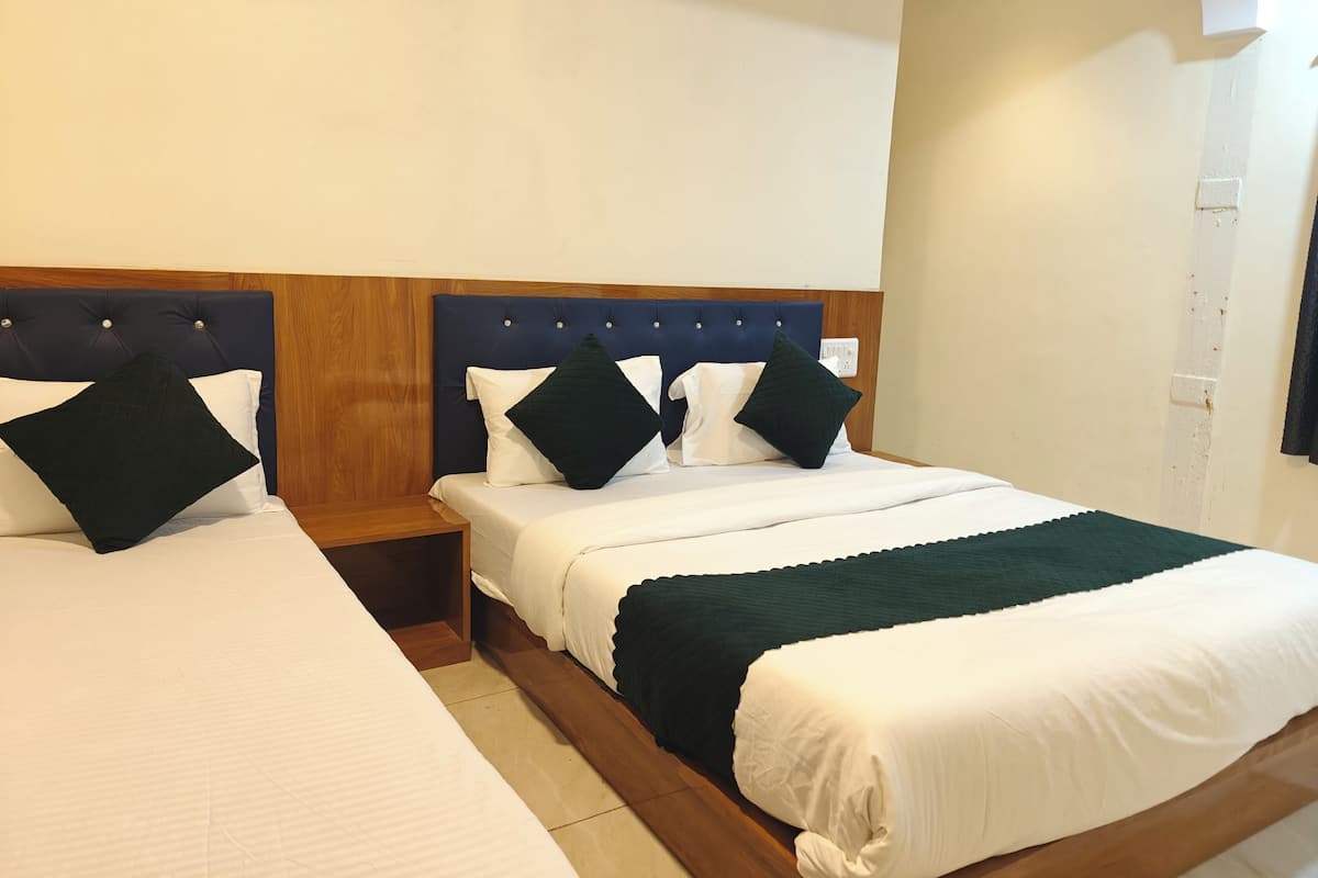 Family Double Room, 2 Bedrooms