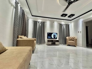 Casa, 2 habitaciones | Sala de estar