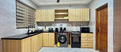 House, 2 Bedrooms | Interior