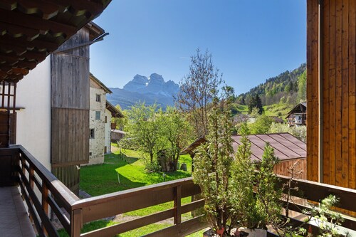 Casetta del Caregòn con Terrazza panoramica sul Monte Pelmo Dolomiti Unesco