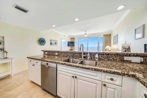 Fridge, microwave, oven, stovetop - Relax & Recharge in This 19th-Floor Getaway (Panama City Beach)