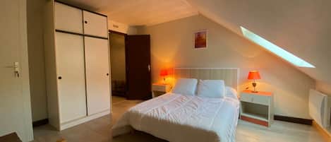 Fer et planche à repasser, Wi-Fi gratuit