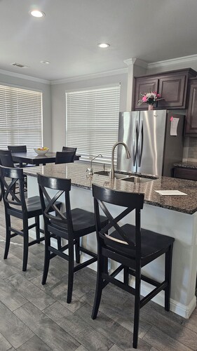 3-bedroom house in lovely Midland with cool AC and pool