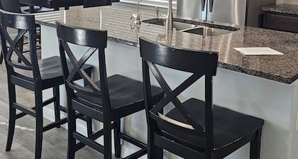 3-bedroom house in lovely Midland with cool AC and pool