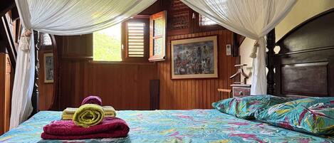 Fer et planche à repasser, Wi-Fi, draps fournis