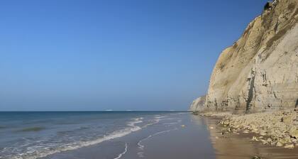 Cottage for 4 Near Wimereux with Private Terrace