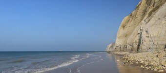 Cottage for 4 Near Wimereux with Private Terrace
