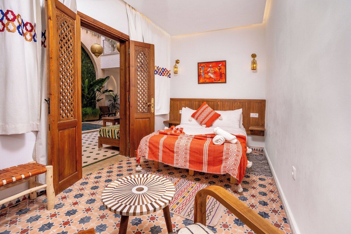 Comfort Double Room | Ruang kerja komputer riba, langsir/tirai gelap terus 