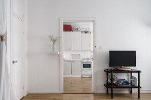 Private kitchen - Modern 1BR Apartment in Centre of Helsinki (Helsinki)