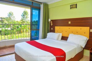 Habitació, balcó, vistes al jardí | Vista des de l'habitació