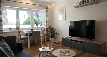 Apartment „Dicke Linde, 55 qm“ mit privater Terrasse, Garten und WLAN