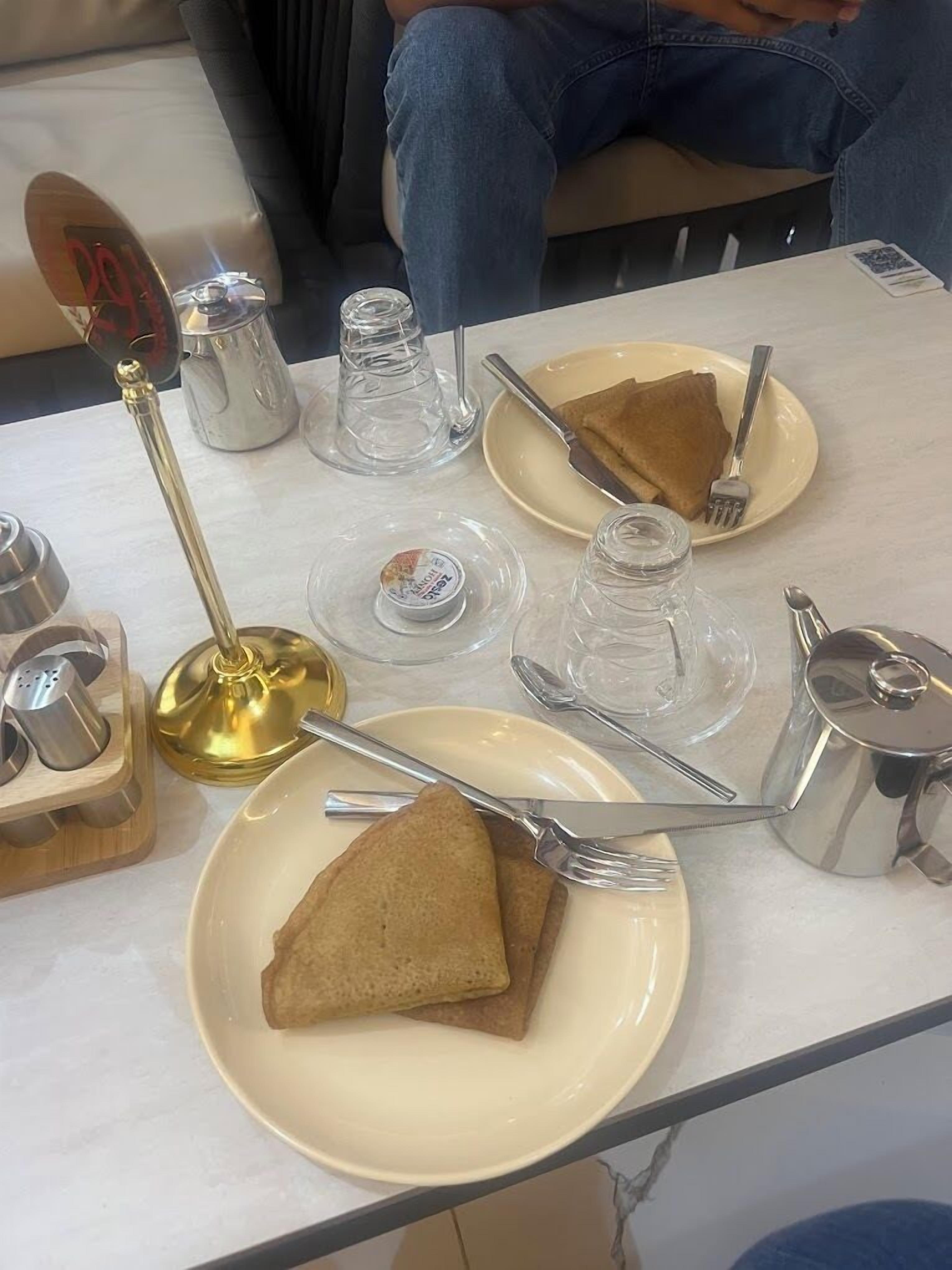 Gratis kontinental frukost varje dag 