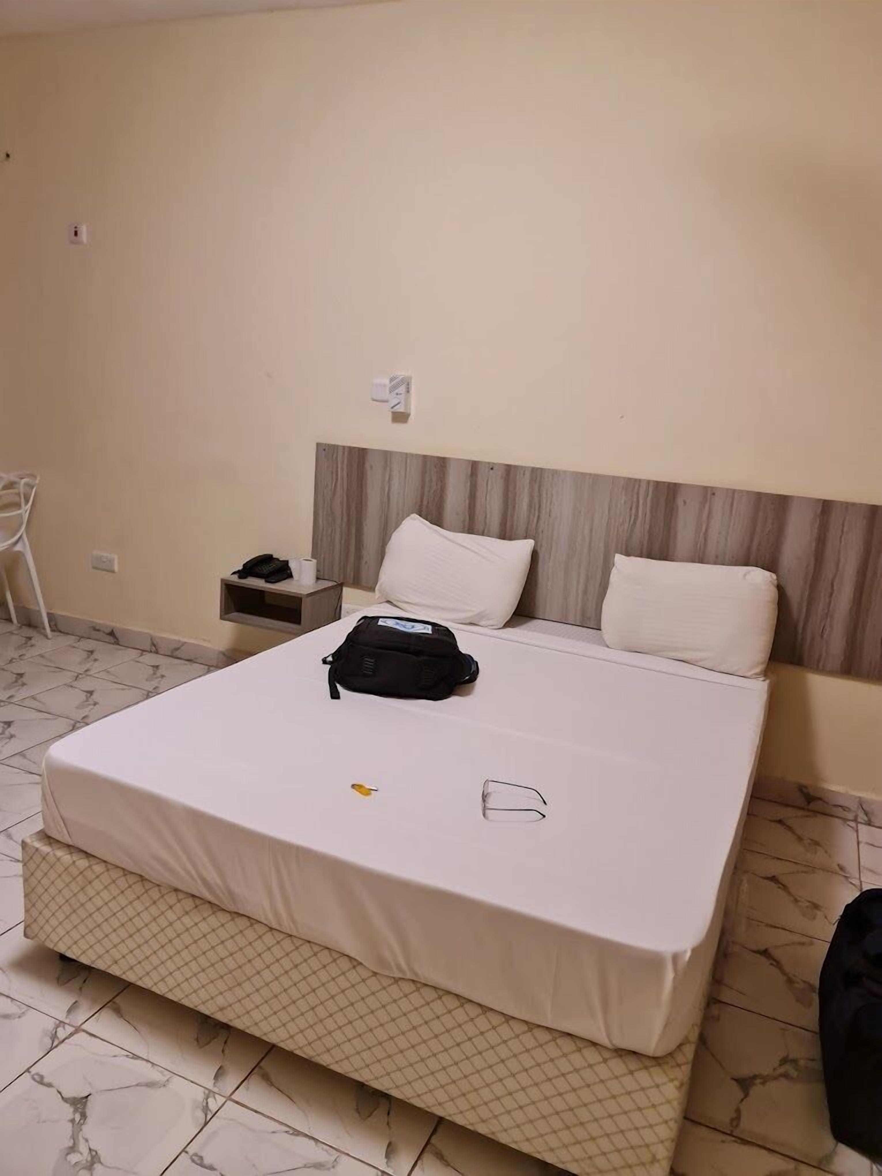 行政单人房 | 免费 WiFi、床单