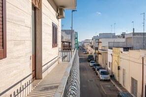 Property grounds - Holiday Home 'Via Graziano' with Sea View, Wi-Fi, and Air Conditioning (Porto Cesareo)