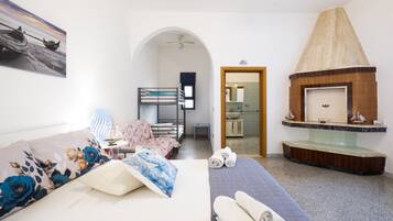 2 bedrooms, WiFi, bed sheets