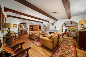 Älytelevisio, pöytätennispöytä