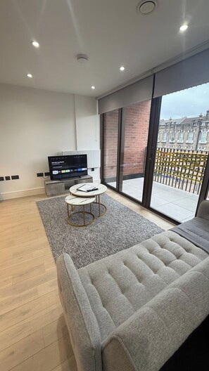 Apartment, 1 Bedroom | Bathroom - USTAY Barking (London)