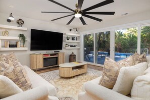 TV