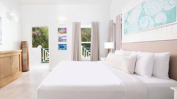 1 Bedroom Oceanfront Suite | Free WiFi