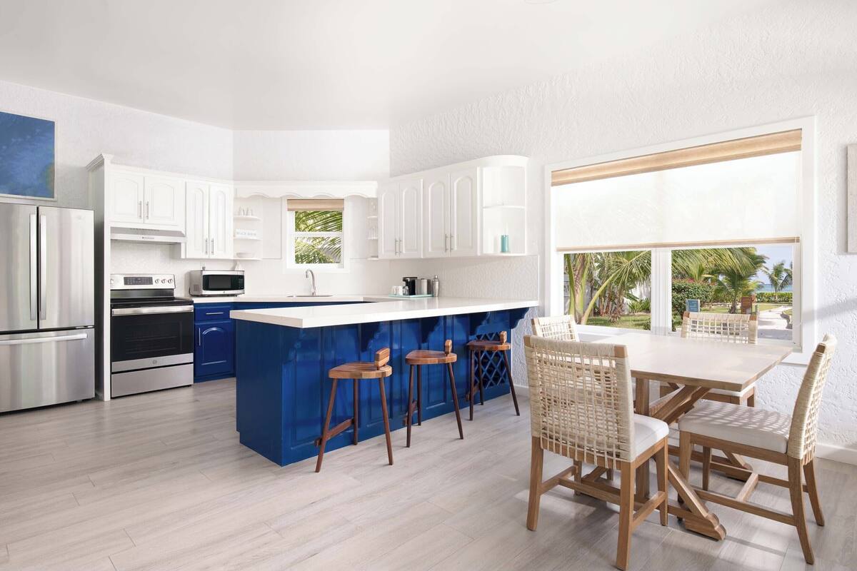 Suite, 2 habitaciones, balcón | Cocina privada