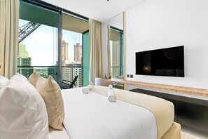 Desk, iron/ironing board, travel crib, WiFi - Minimalist Studio in Binghatti Azure (Jumeirah Village Circle (JVC))