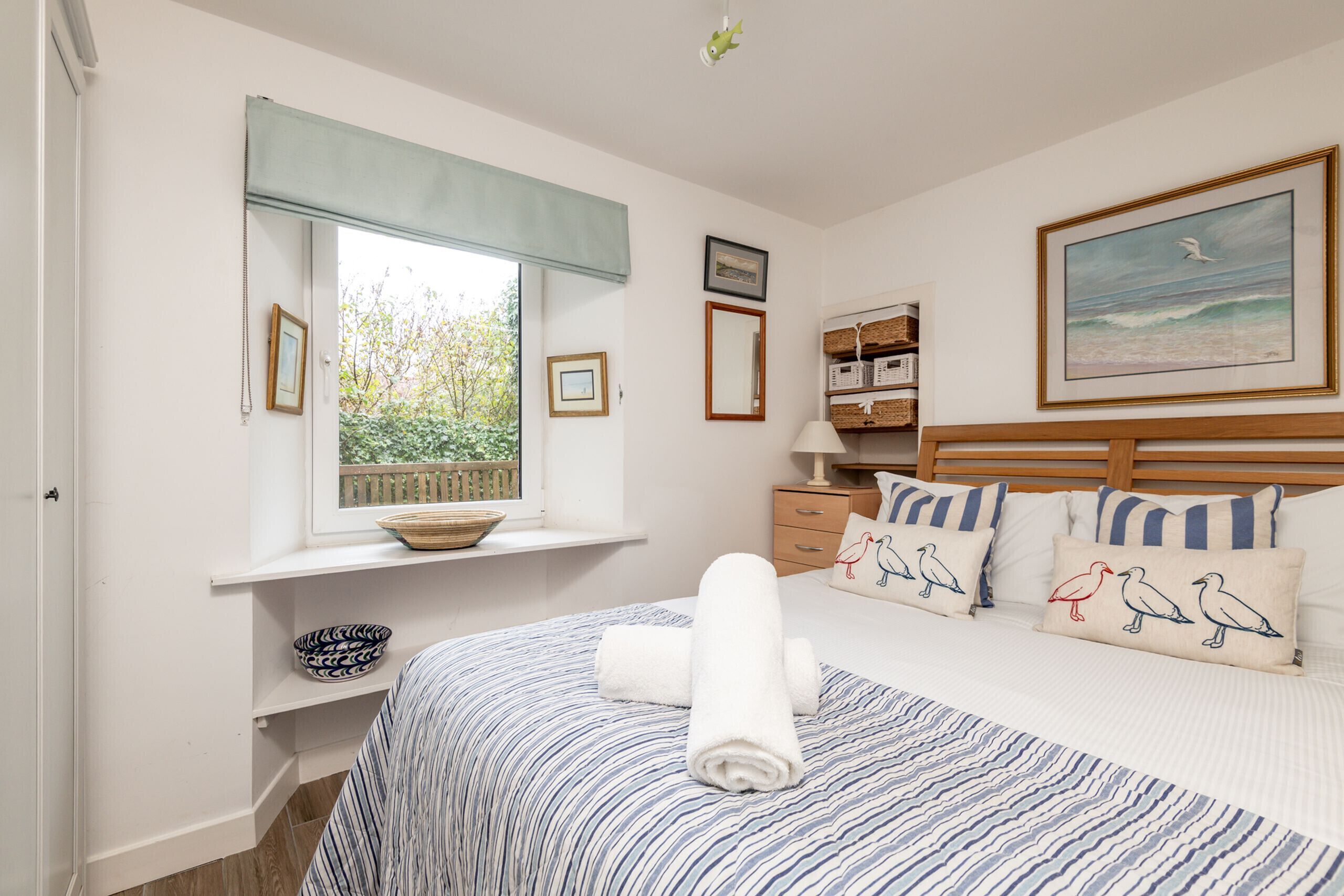 1 chambre, fer et planche à repasser, Wi-Fi gratuit, draps fournis