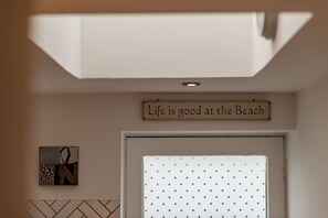 Interior - The Mini Mansion | Elie (Elie)