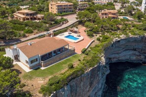 Exterior - Country House 'Can Ferrando' with Sea Views, Wi-Fi and Air Conditioning (Cala Santanyi - Santanyi)