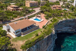Exterior - Country House 'Can Ferrando' with Sea Views, Wi-Fi, and Air Conditioning (Cala Santanyi - Santanyi)