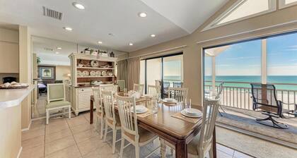 Top-Floor Gulf Shores Condo w/ Sunset Balcony-By Island Real Estate