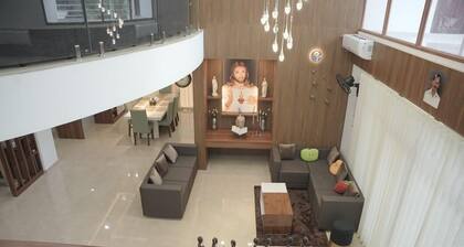 Modern 5-bedroom bungalow in vibrant Thrissur