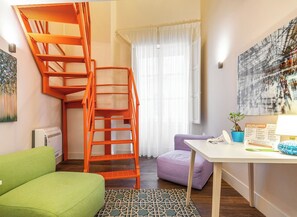 Suite junior | Escritorio, wifi gratis y ropa de cama 