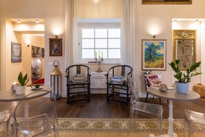 Sala de estar en el lobby