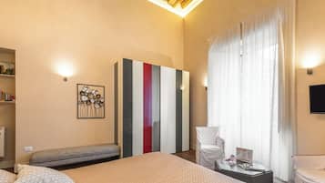 Deluxe Room | Desk, free WiFi, bed sheets