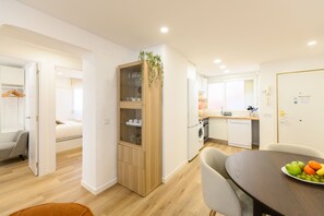 Dining - 3 bedroom apartment (GCO69BD) (Madrid)