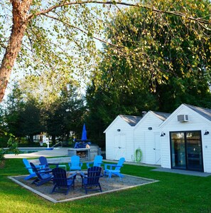 تناول الطعام بالخارج