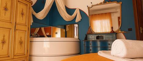 Quarto casal superluxo | Wi-Fi de cortesia