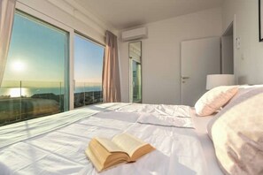 4 bedrooms, iron/ironing board, WiFi, bed sheets - Villa Olea (Novalja)