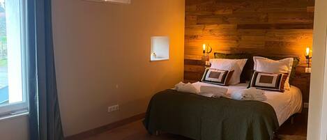 1 habitación, wifi y ropa de cama