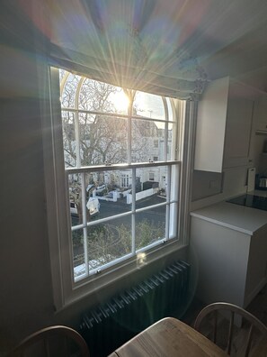 Interior - Spacious Georgian City Centre 1BR Apt near Uni (Exeter)
