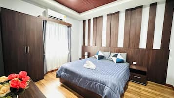 In-room safe, desk, blackout curtains, soundproofing